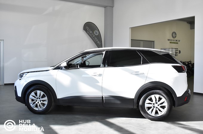 PEUGEOT 3008 BlueHDi 130 S&S EAT8 Business